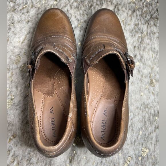 5 for $25🔥Michel M. Leather Cherry Loafer Heels Size 9 - Picture 5 of 10